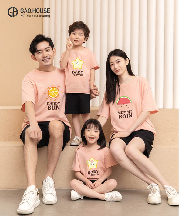 Đồng phục gia đình màu hồng