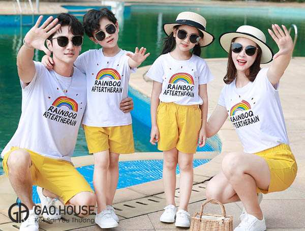 Áo gia đình đi biển in hình cầu vồng Gạo House GF1870063