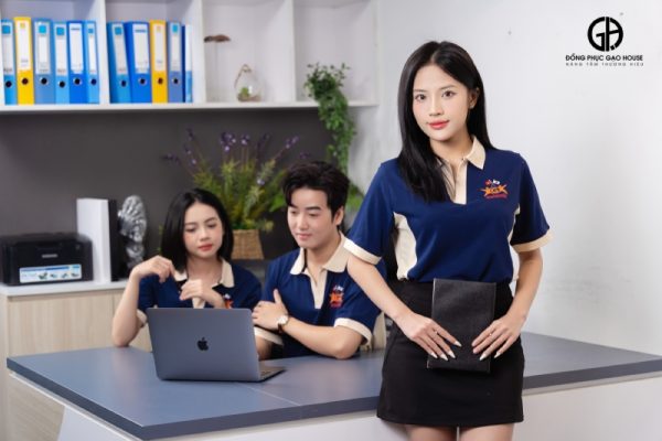 Đồng phục công ty tím than phối cổ be - Hình ảnh 3